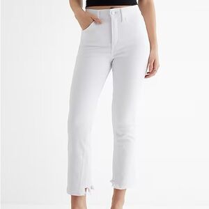 Express High Waisted Raw Hem Cropped Flare Hyper Stretch White Jeans Women’s 4R